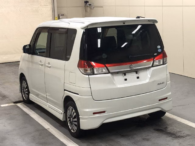 SUZUKI SOLIO