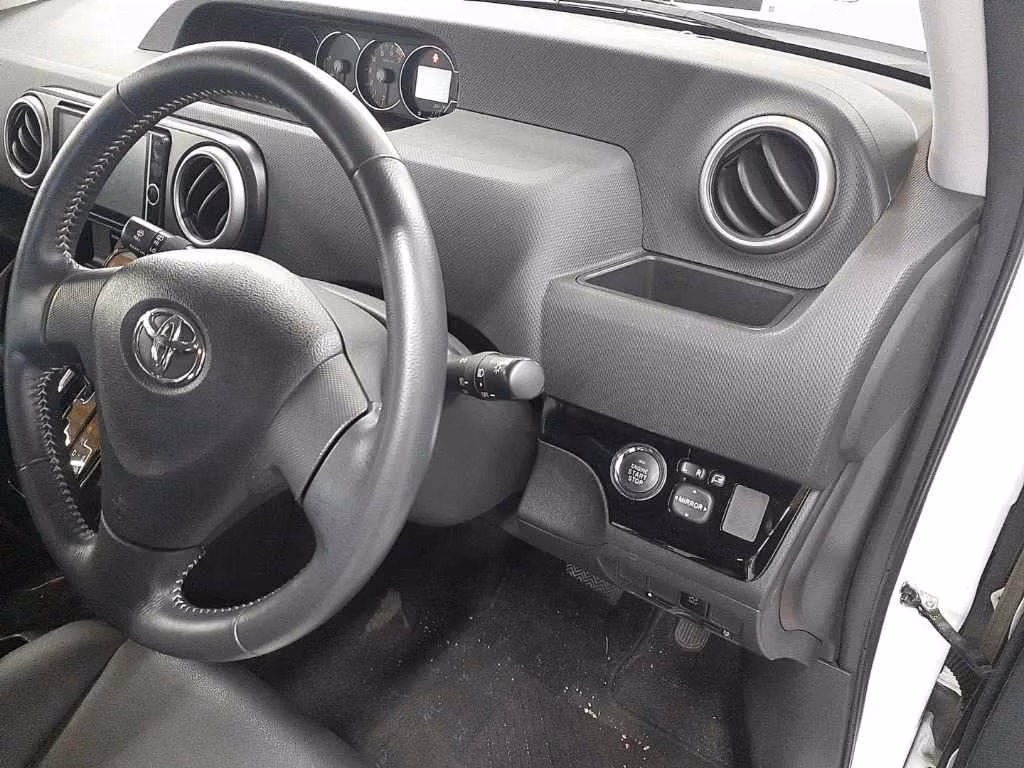 Toyota Corolla Rumion