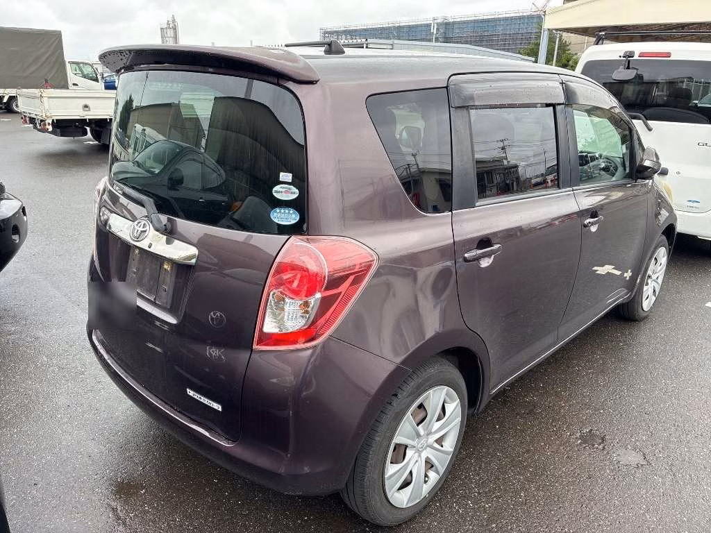 TOYOTA RACTIS