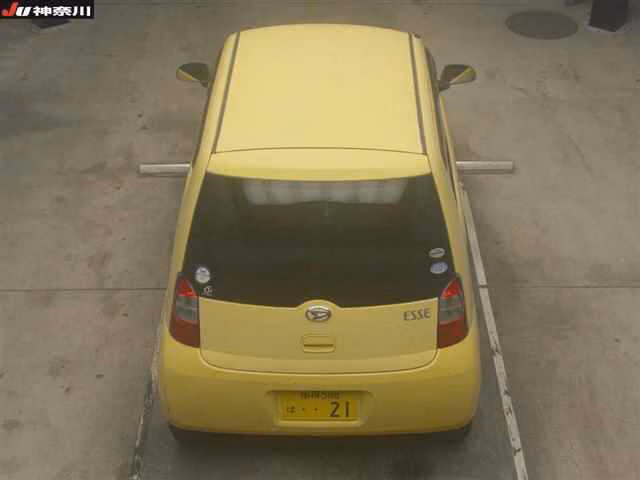 DAIHATSU ESSE
