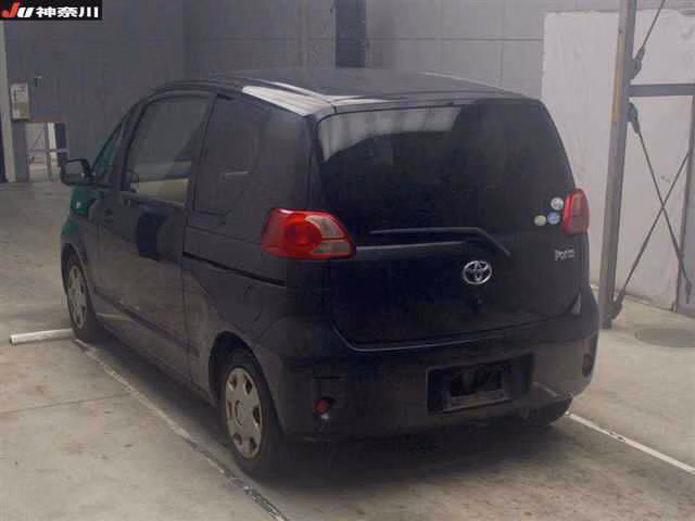 TOYOTA PORTE