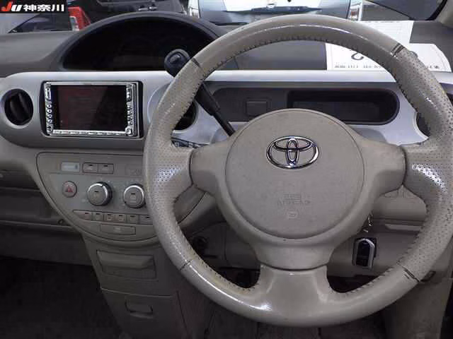 TOYOTA PORTE