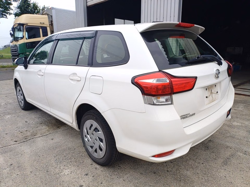 TOYOTA COROLLA FIELDER