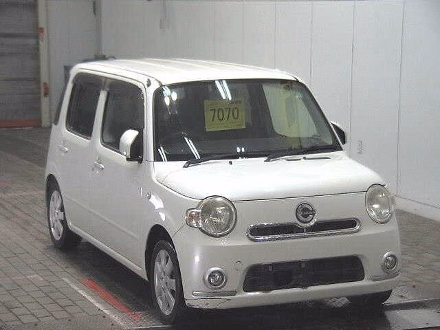 DAIHATSU MIRA COCOA