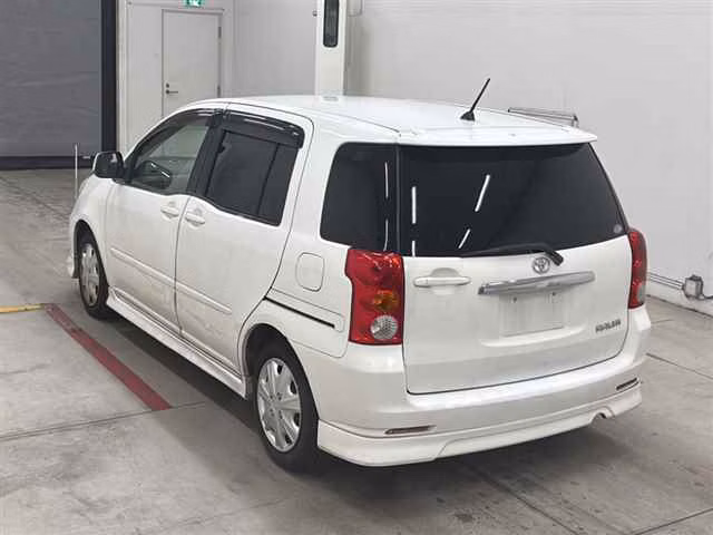 TOYOTA RAUM