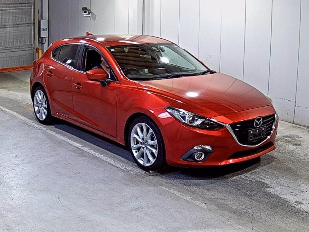 MAZDA AXELA