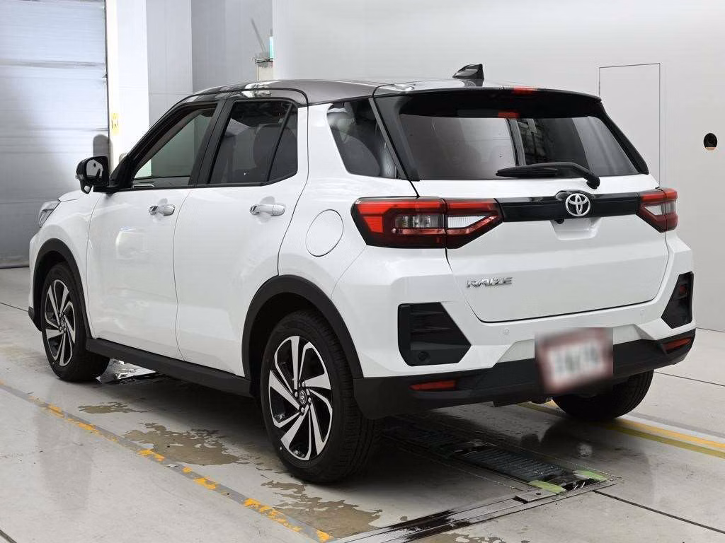 TOYOTA RAIZE