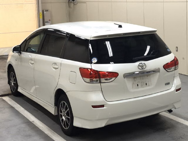 TOYOTA WISH