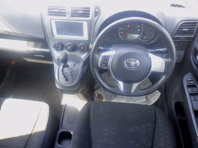 TOYOTA RACTIS