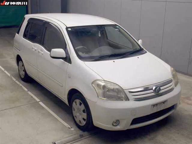 TOYOTA RAUM