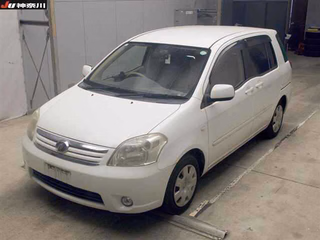 TOYOTA RAUM