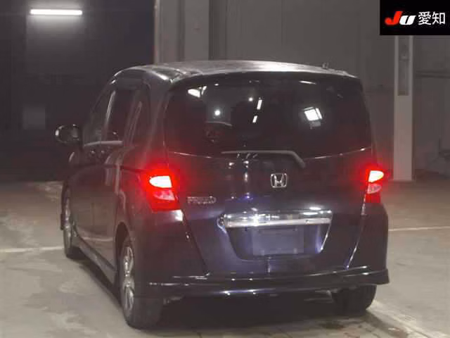 HONDA FREED SPIKE