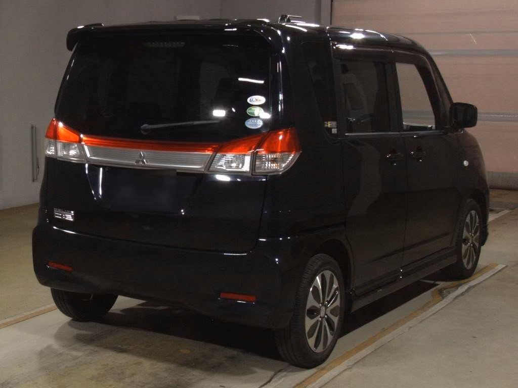 Mitsubishi Delica D:2