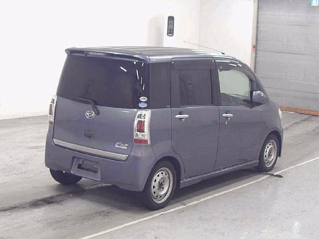 DAIHATSU TANTO EXE