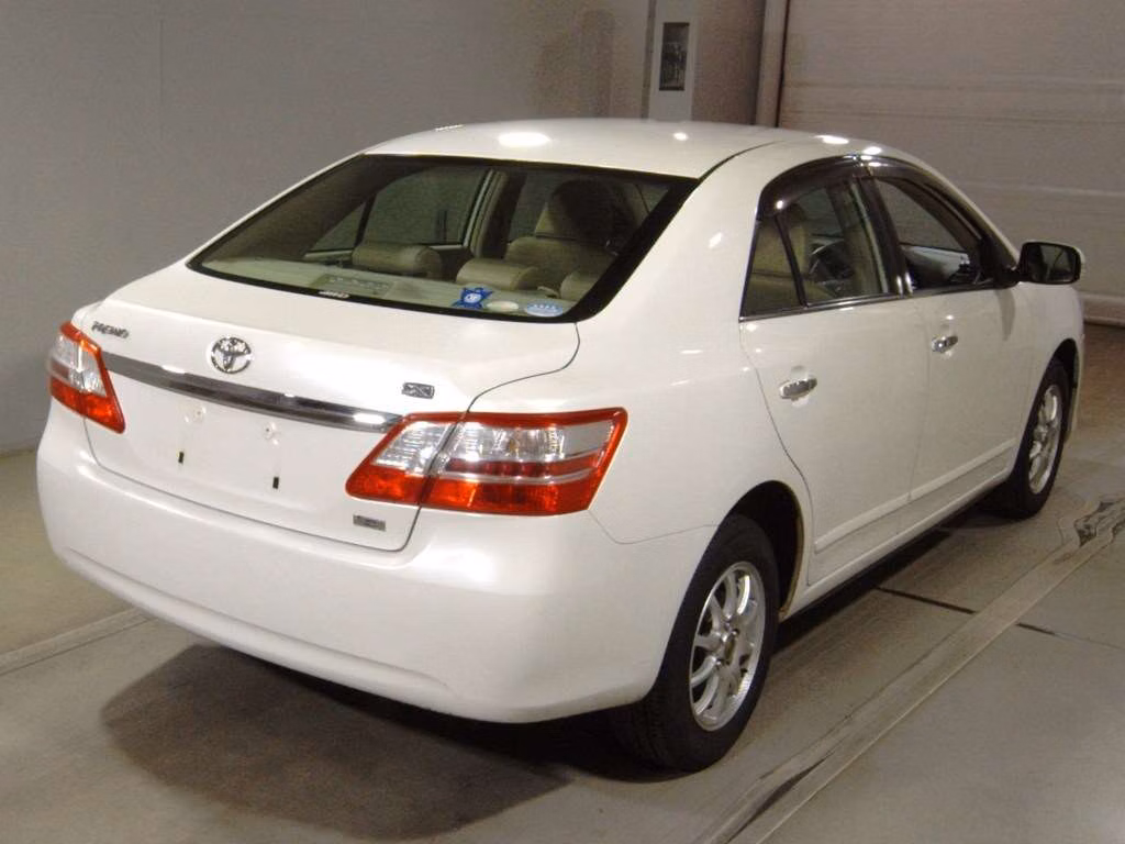 Toyota Premio