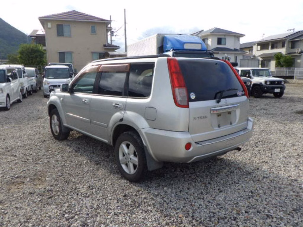 NISSAN X-TRAIL