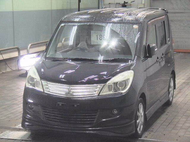 Mitsubishi Delica D:2