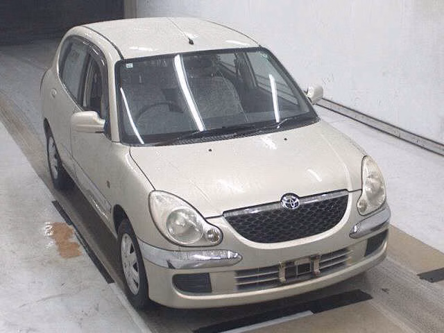 TOYOTA DUET