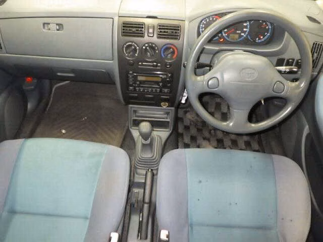 TOYOTA DUET