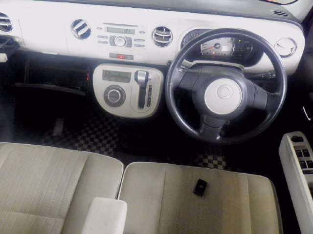 DAIHATSU MIRA COCOA