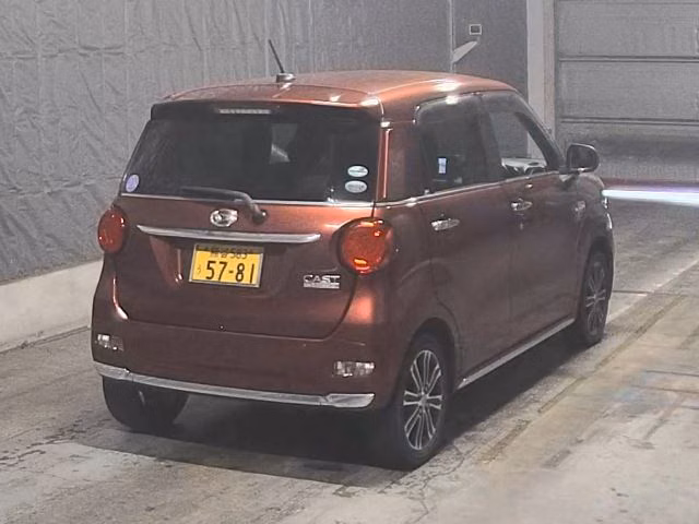 DAIHATSU CAST