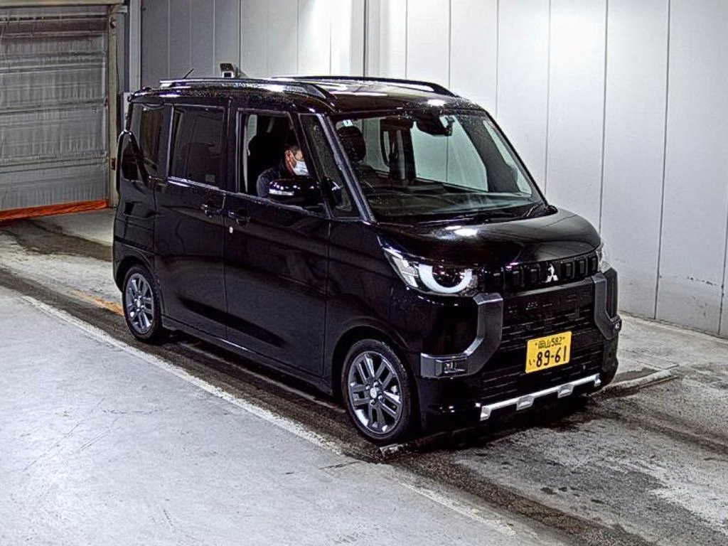 Mitsubishi Delica Mini