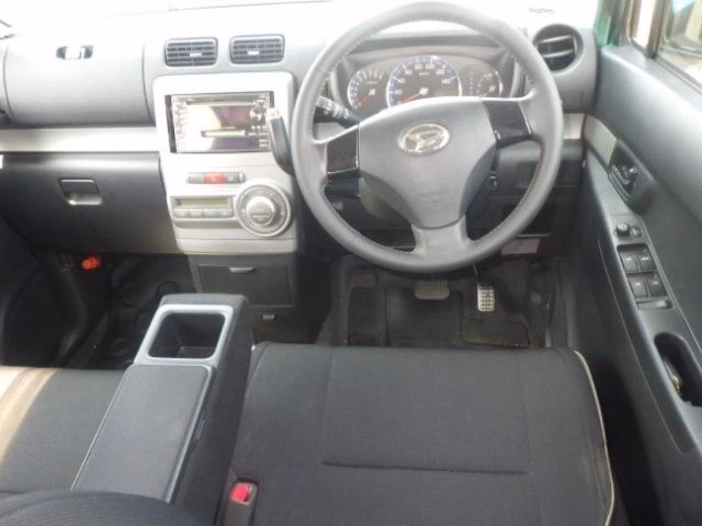 Daihatsu Move Conte