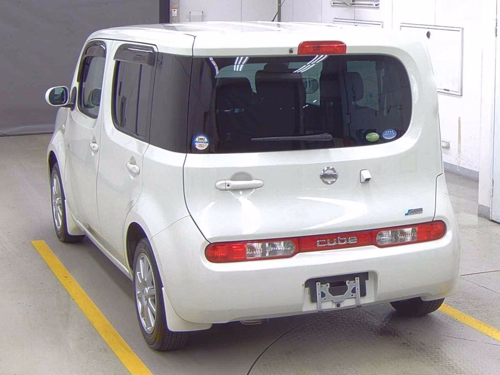 NISSAN CUBE