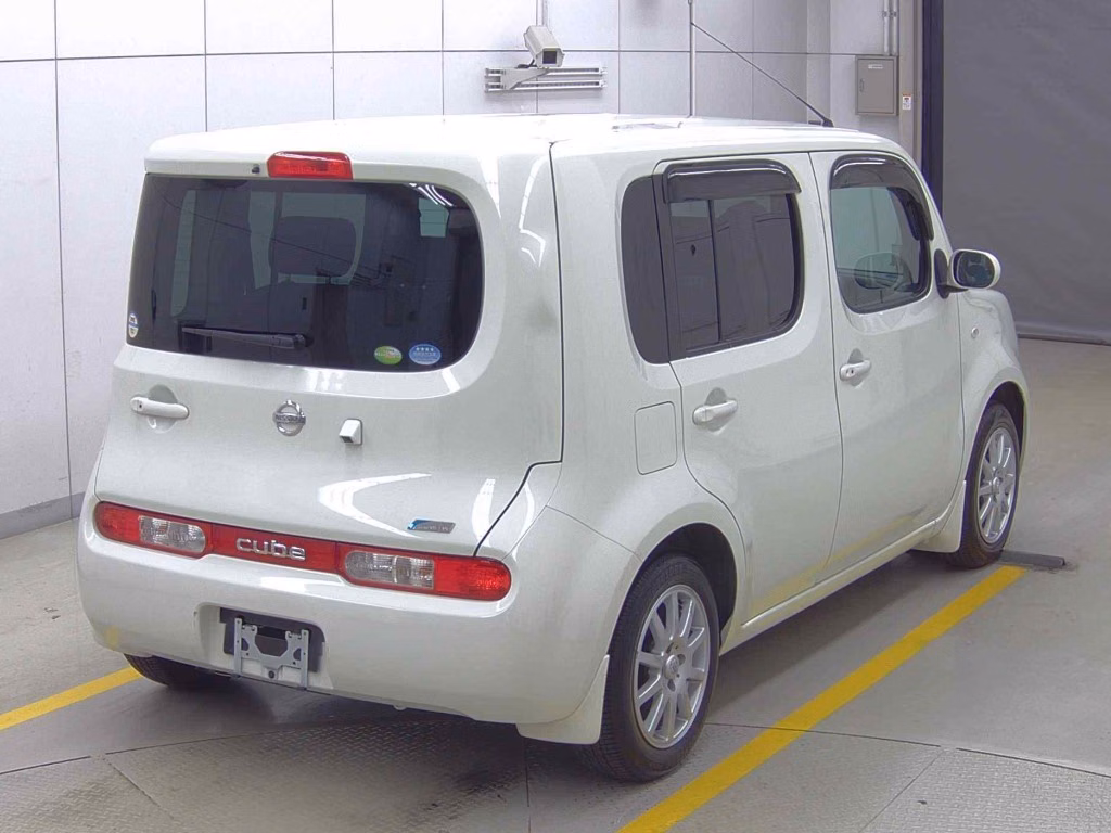NISSAN CUBE