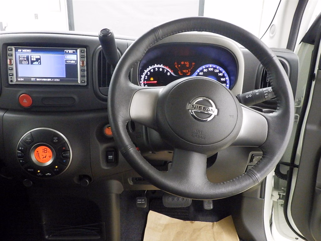 NISSAN CUBE