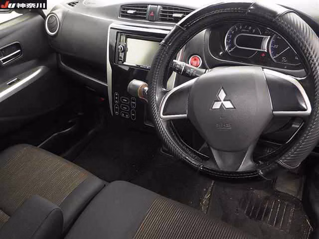 MITSUBISHI EK CUSTOM