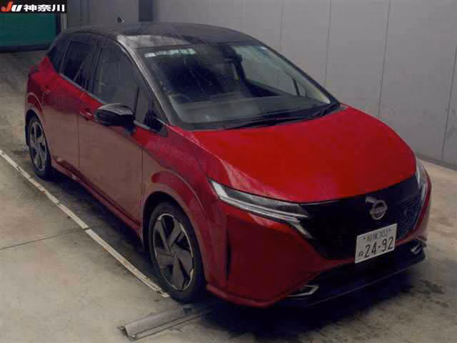 Nissan Aura