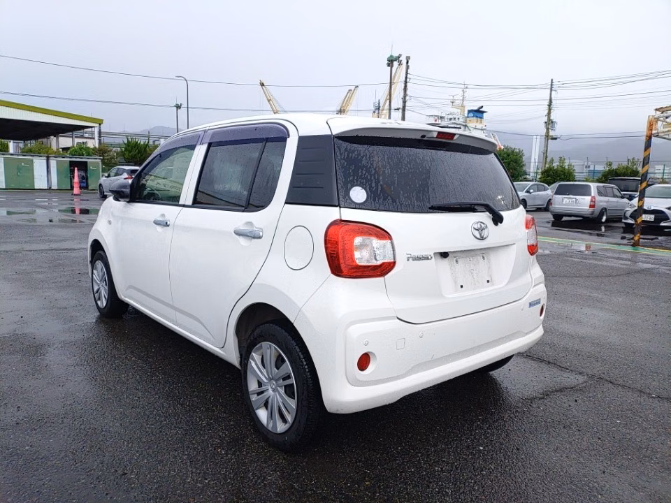 TOYOTA PASSO