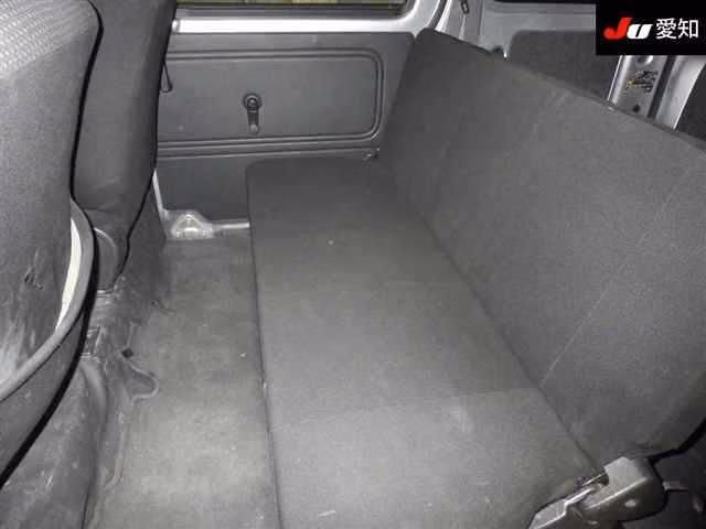 TOYOTA PIXIS VAN