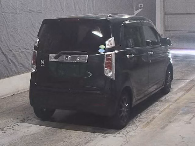 HONDA N-WGN