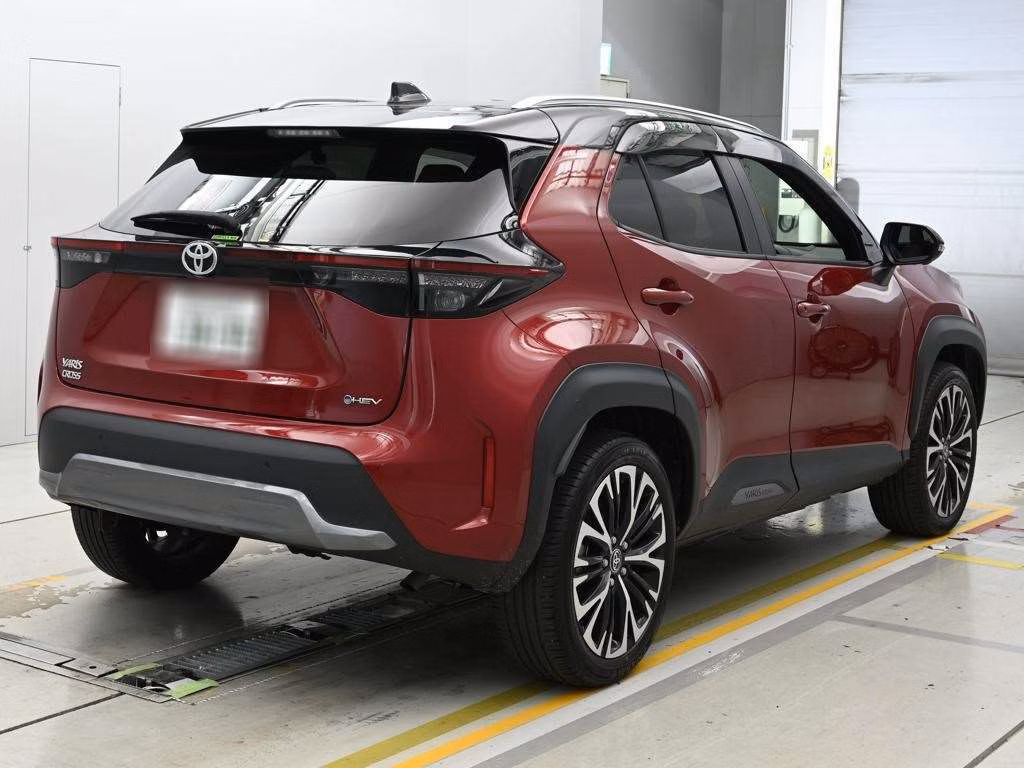 TOYOTA YARIS CROSS