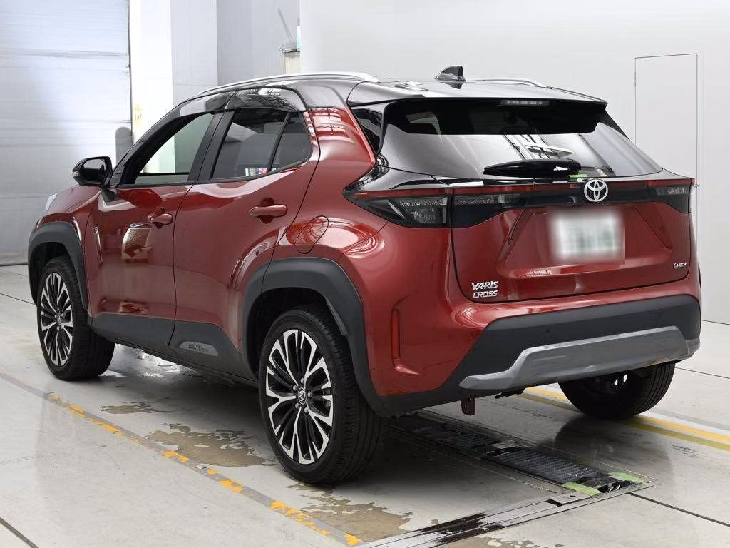 TOYOTA YARIS CROSS