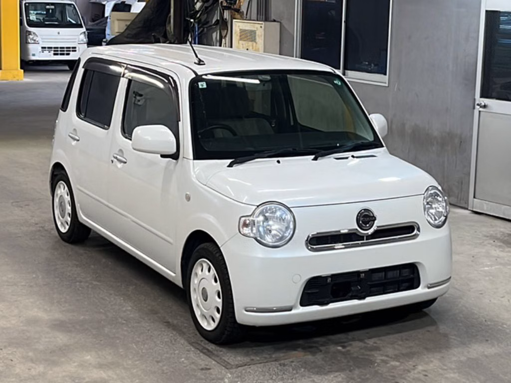 DAIHATSU MIRA COCOA
