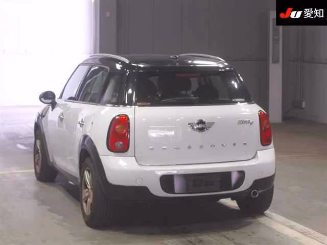 MINI CROSSOVER