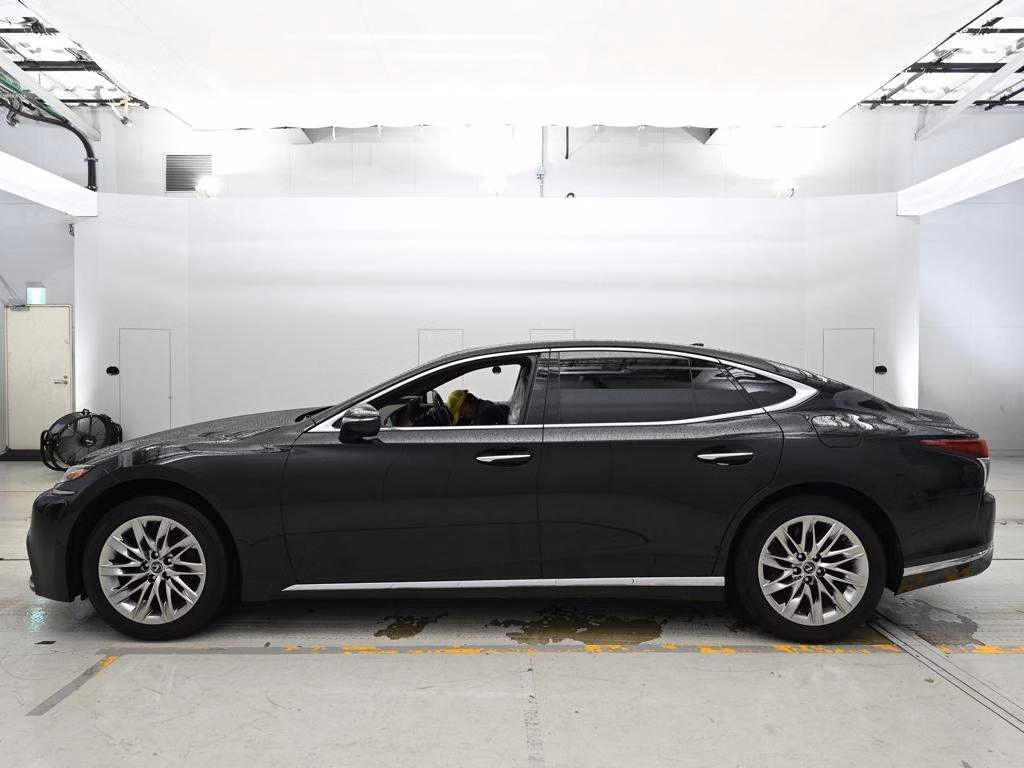 Lexus LS500