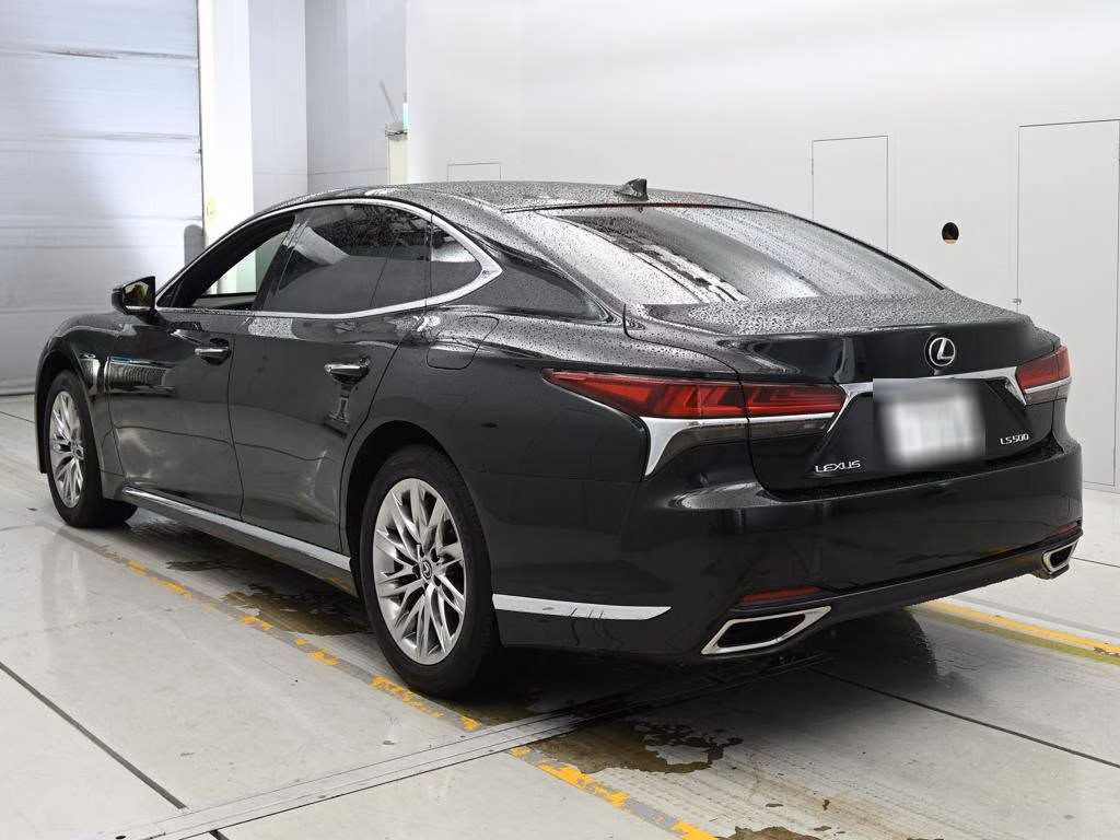 Lexus LS500