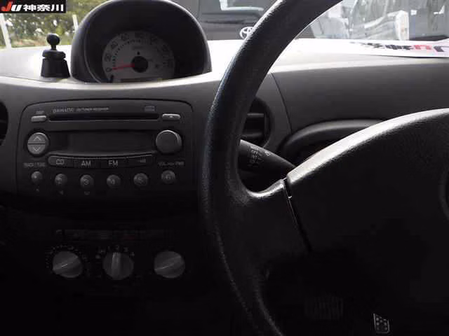 DAIHATSU ESSE