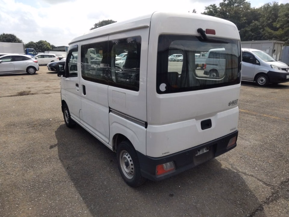 DAIHATSU ATRAI