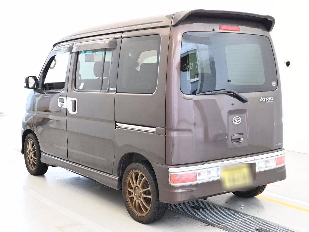 DAIHATSU ATRAI