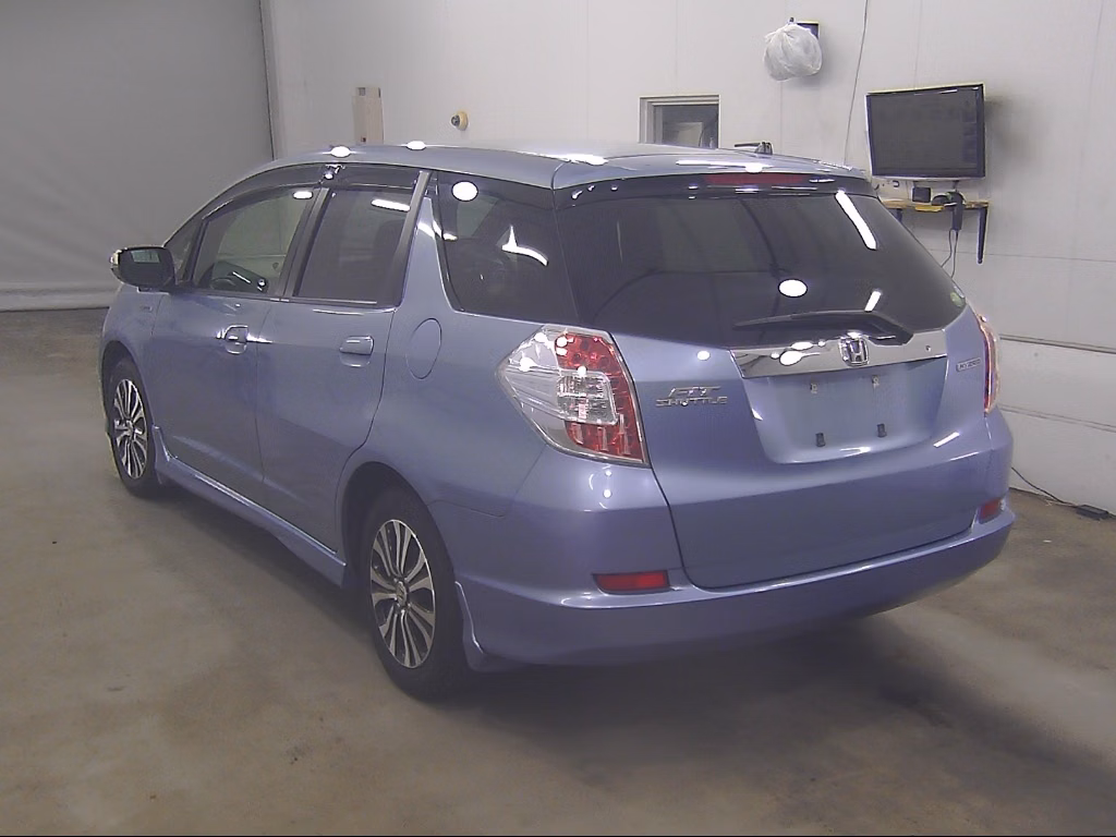 HONDA FIT SHUTTLE