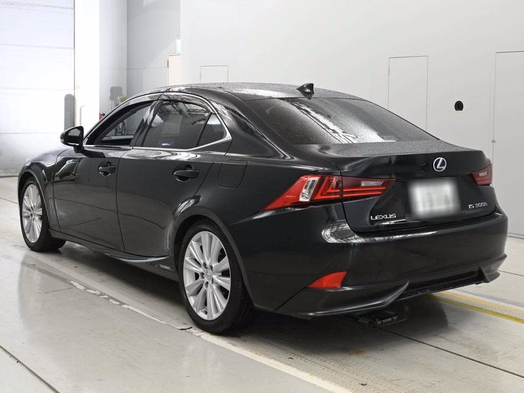 Lexus IS300h