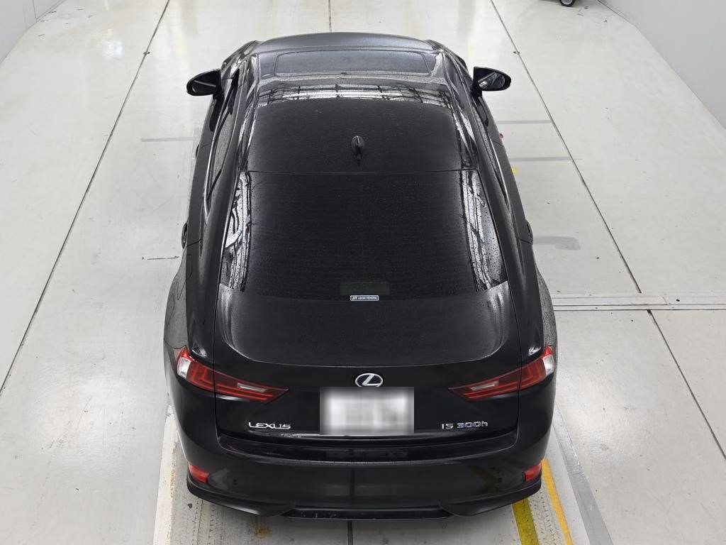 Lexus IS300h