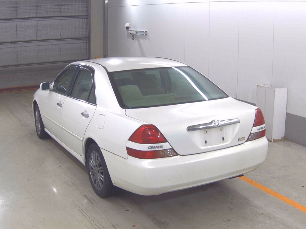 TOYOTA MARK II