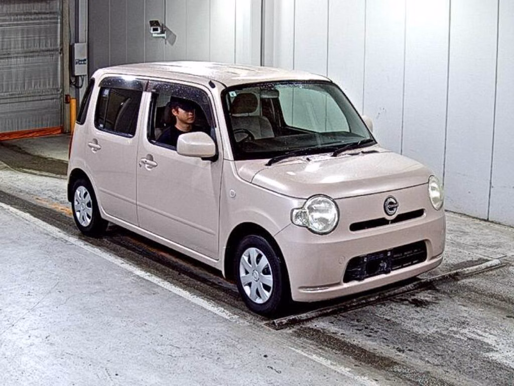 Daihatsu Mira Cocoa