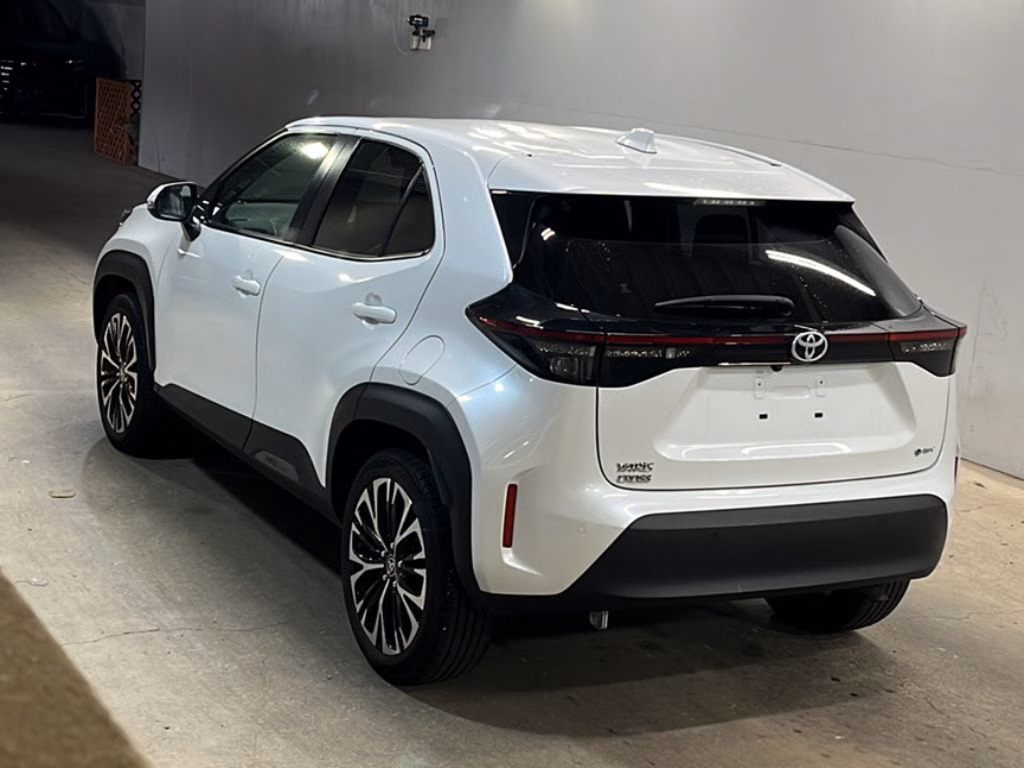 TOYOTA YARIS CROSS